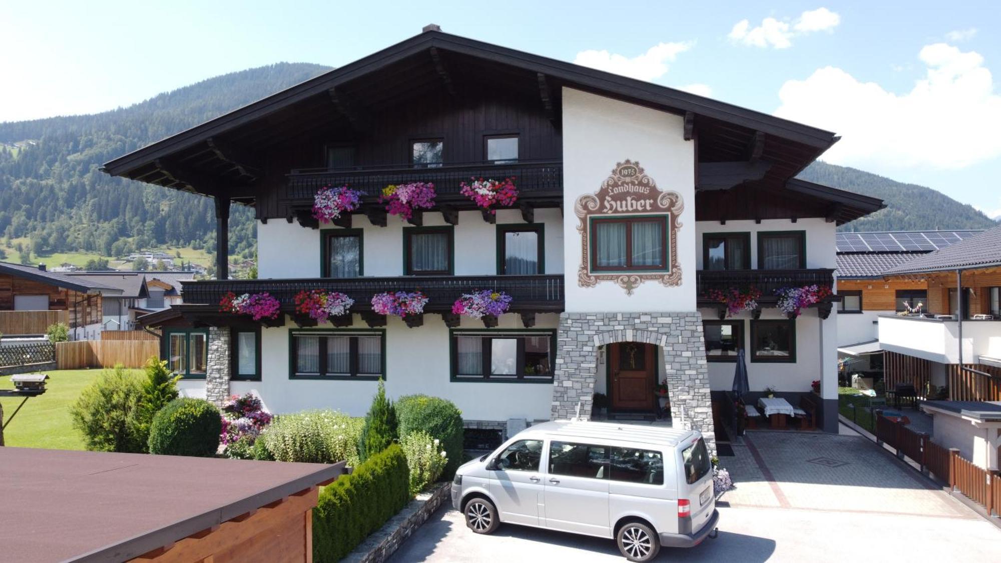 Landhaus Huber Flachau Eksteriør billede